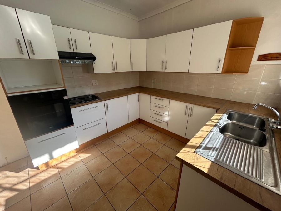 To Let 3 Bedroom Property for Rent in Amalinda Eastern Cape